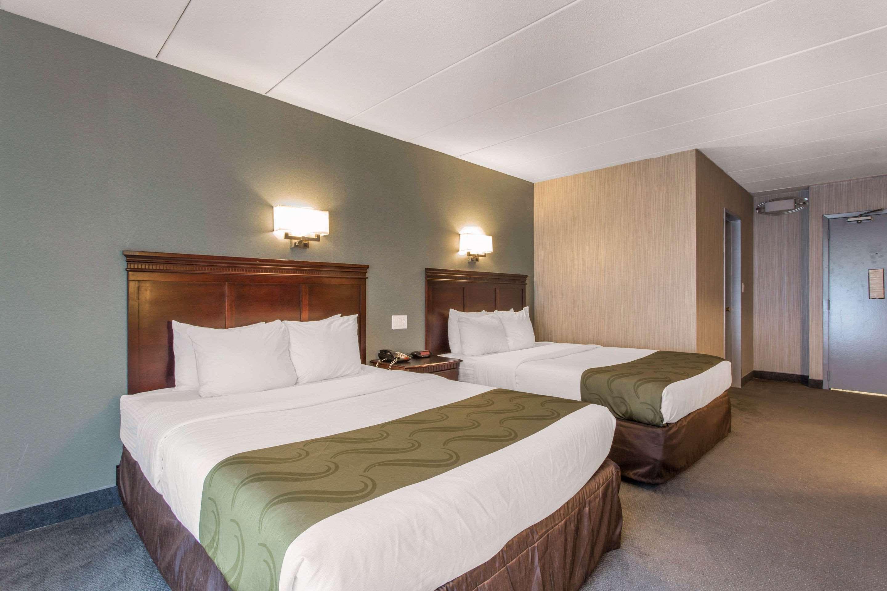 Quality Inn West Springfield Zewnętrze zdjęcie