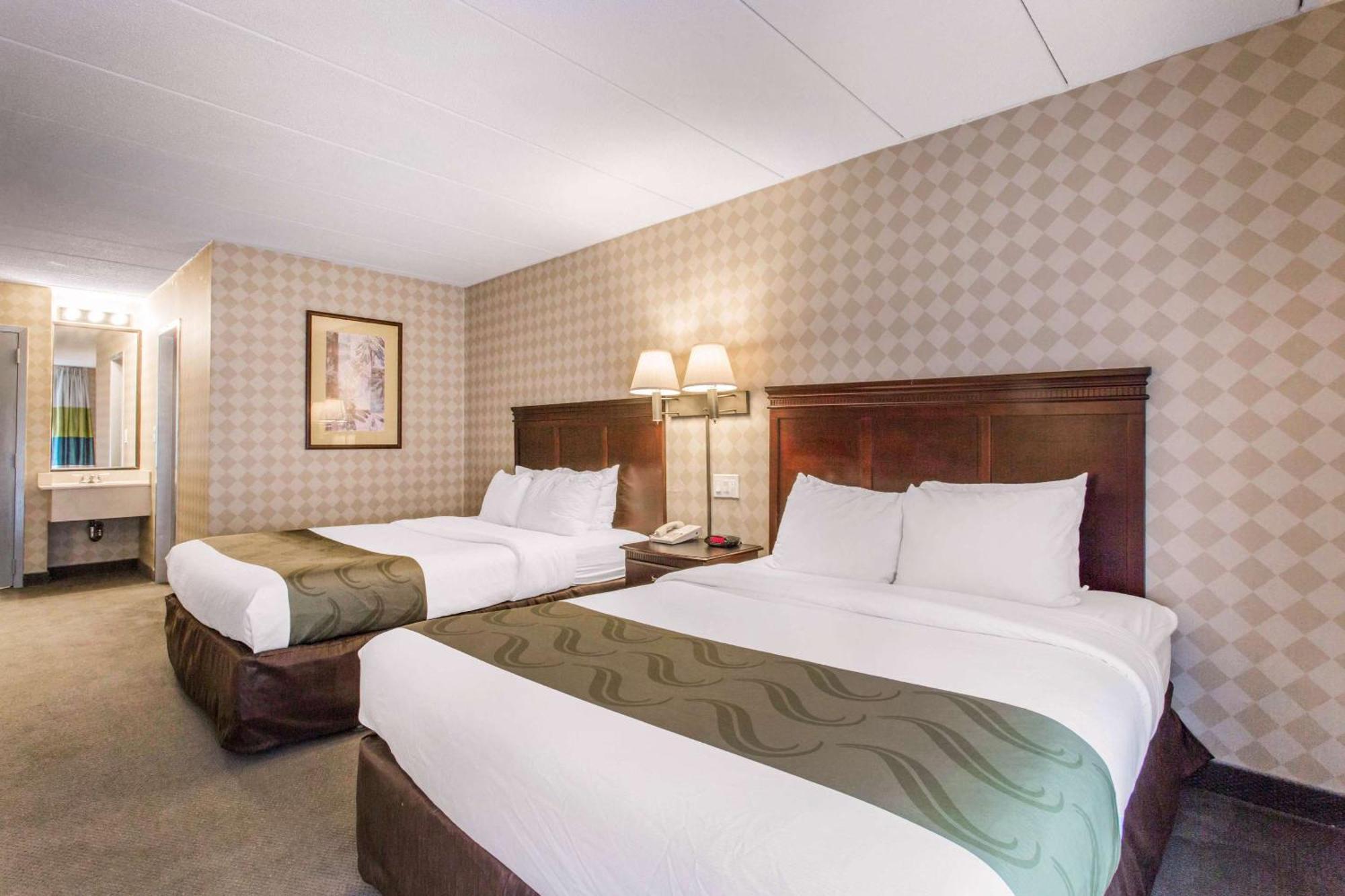 Quality Inn West Springfield Zewnętrze zdjęcie